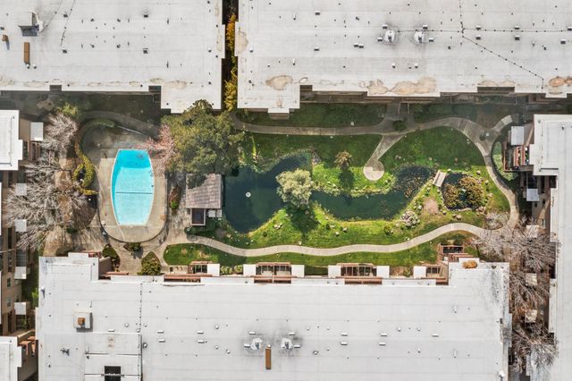 1305 Webster St C102, Alameda, CA 94501