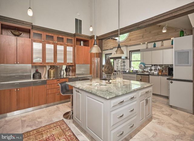 75 BROWNS DRIVE, Easton, PA 18042