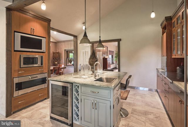 75 BROWNS DRIVE, Easton, PA 18042