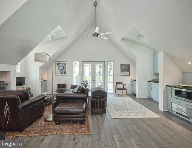 75 BROWNS DRIVE, Easton, PA 18042