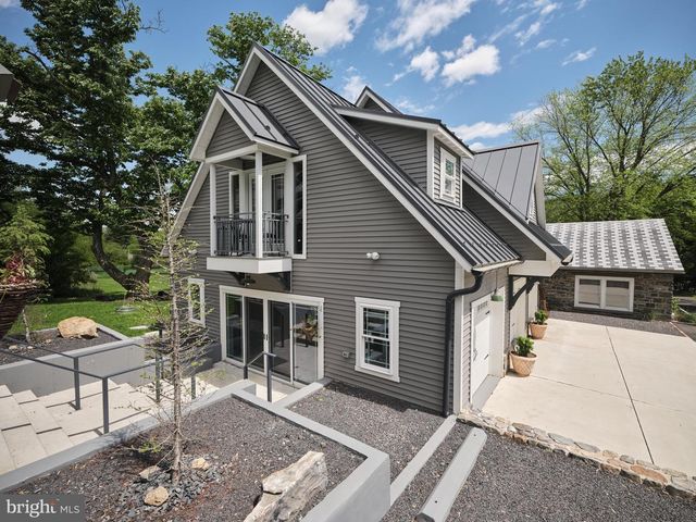 75 BROWNS DRIVE, Easton, PA 18042