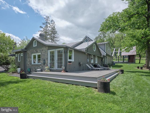75 BROWNS DRIVE, Easton, PA 18042