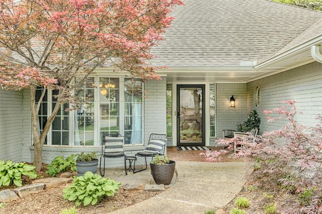 612 Timber Ridge Road, Edmond, OK 73034