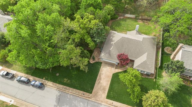 612 Timber Ridge Road, Edmond, OK 73034