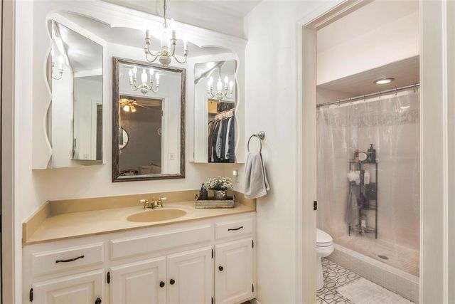 612 Timber Ridge Road, Edmond, OK 73034
