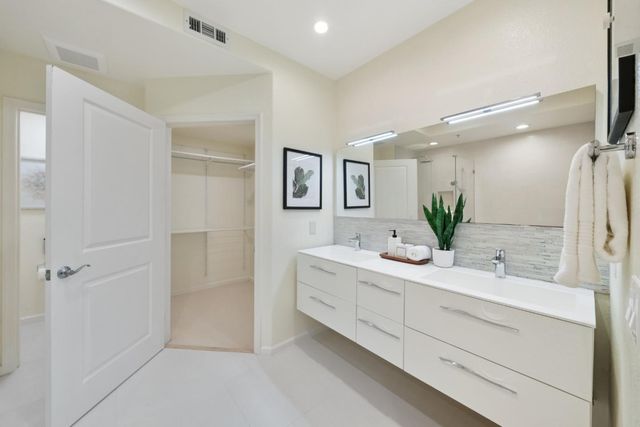 19503 Stevens Creek Boulevard 223, Cupertino, CA 95014