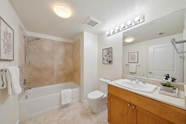 19503 Stevens Creek Boulevard 223, Cupertino, CA 95014