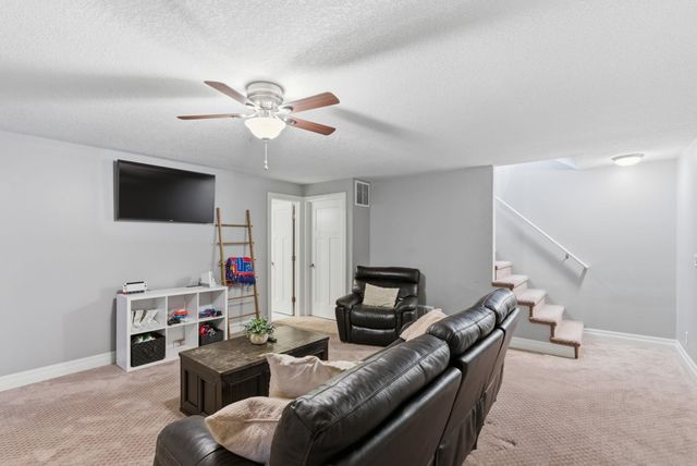 1205 Pecanwood, Goddard, KS 67052