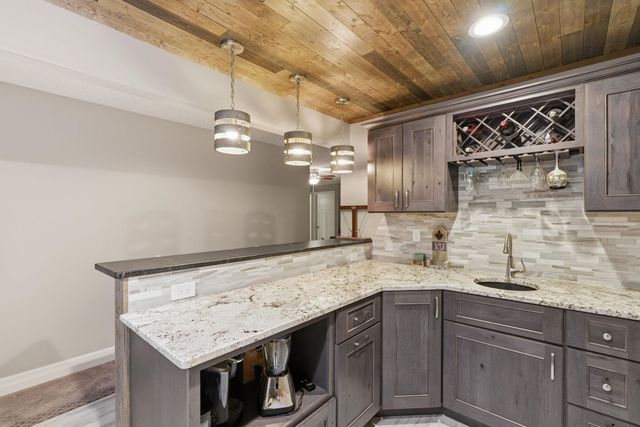 1205 Pecanwood, Goddard, KS 67052