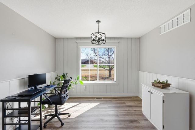 1205 Pecanwood, Goddard, KS 67052