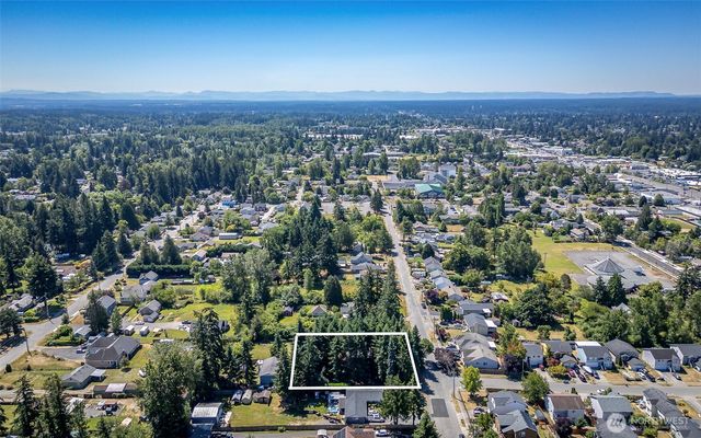 9127 E B Street, Tacoma, WA 98445