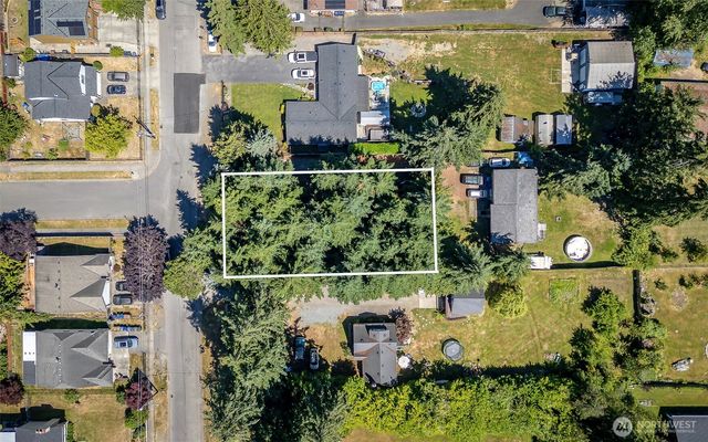 9127 E B Street, Tacoma, WA 98445