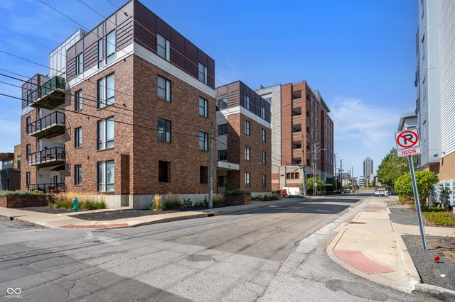 721 E North Street APT 1C, Indianapolis, IN 46202