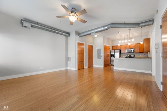 721 E North Street APT 1C, Indianapolis, IN 46202