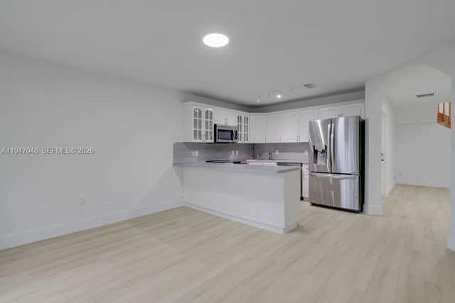 8725 SW 158th Pl, Miami, FL 33193