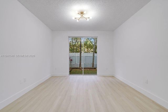 8725 SW 158th Pl, Miami, FL 33193