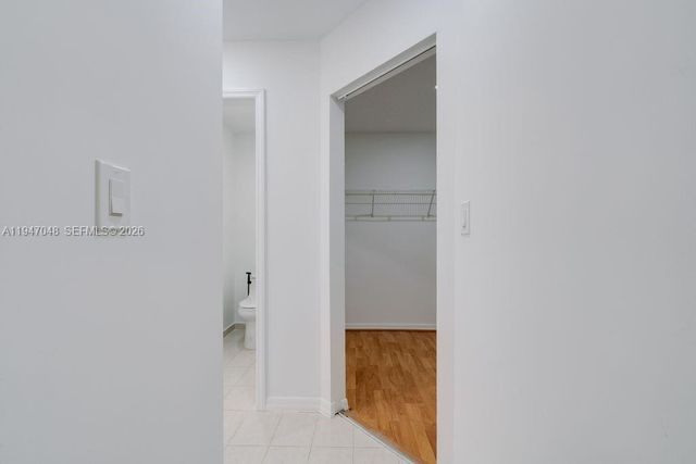 8725 SW 158th Pl, Miami, FL 33193