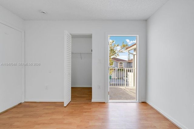 8725 SW 158th Pl, Miami, FL 33193