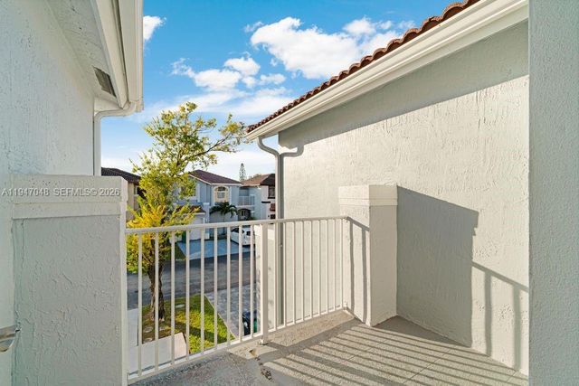 8725 SW 158th Pl, Miami, FL 33193