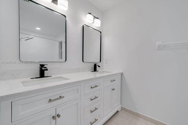 8725 SW 158th Pl, Miami, FL 33193