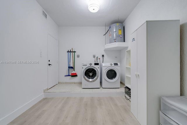 8725 SW 158th Pl, Miami, FL 33193