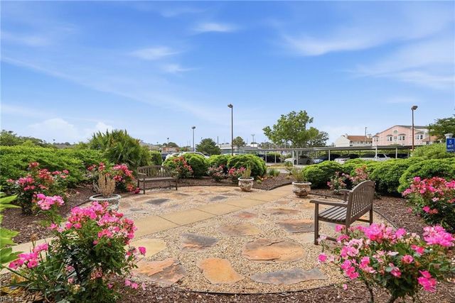 2830 Shore Dr Apt 303, Virginia Beach, VA 23451