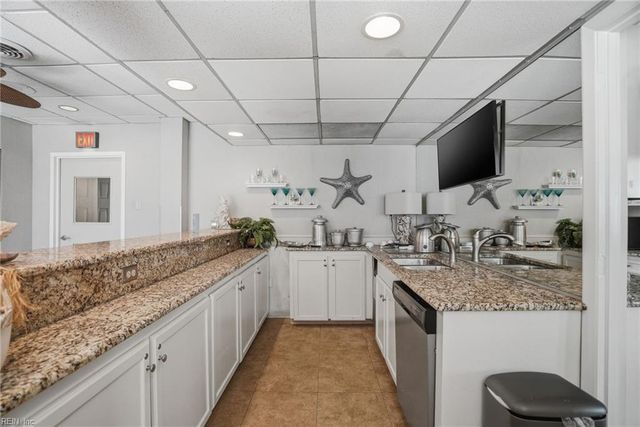 2830 Shore Dr Apt 303, Virginia Beach, VA 23451