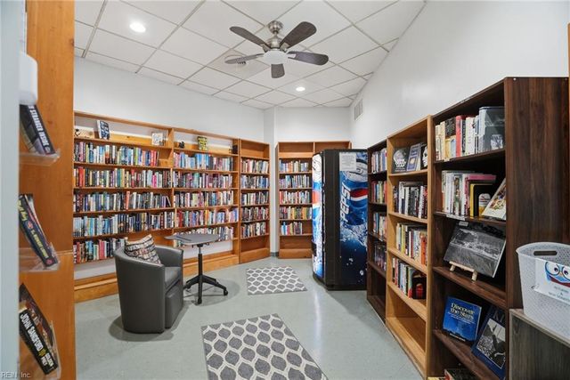 2830 Shore Dr Apt 303, Virginia Beach, VA 23451