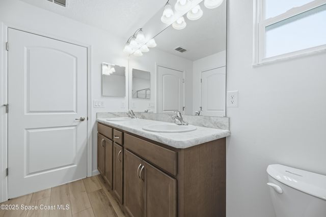 516 Olsmar Street SW, Palm Bay, FL 32908