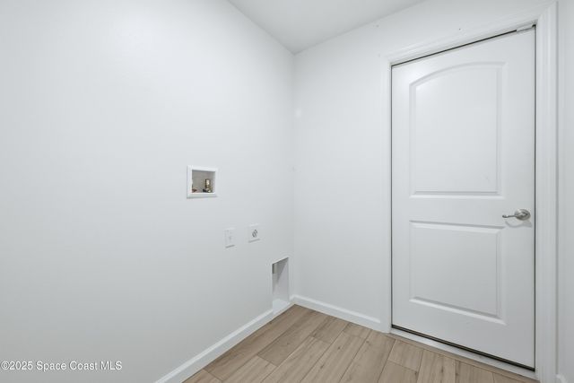 516 Olsmar Street SW, Palm Bay, FL 32908