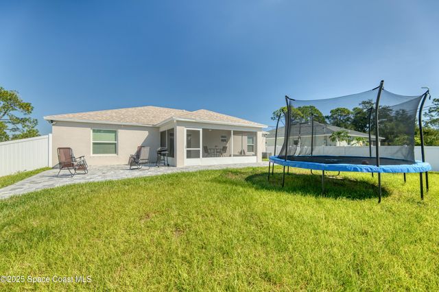 516 Olsmar Street SW, Palm Bay, FL 32908
