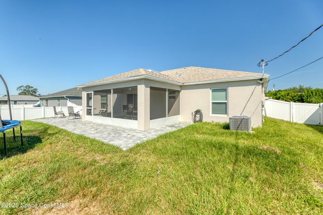 516 Olsmar Street SW, Palm Bay, FL 32908