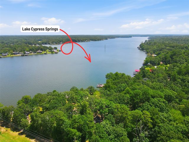 104 E Barker Creek Drive, Scroggins, TX 75480