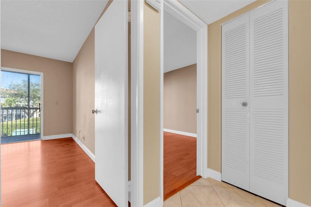 300 Village Green Circle 210, Palm Springs, FL 33461