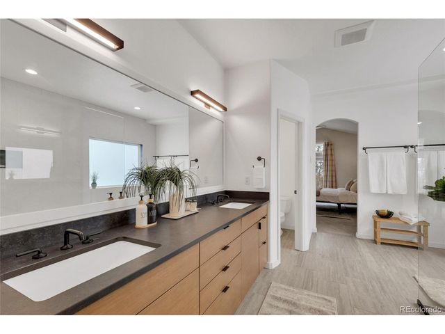 14880 E Maplewood Dr, Centennial, CO 80016