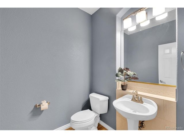 14880 E Maplewood Dr, Centennial, CO 80016