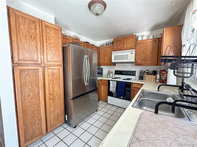 3793 S Ceylon Way, Aurora, CO 80013