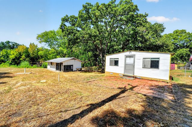 9458 Lakeland Loop, Quinlan, TX 75474