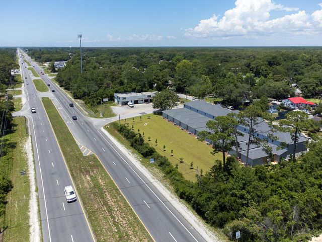 965 Skylark Road, Mary Esther, FL 32569