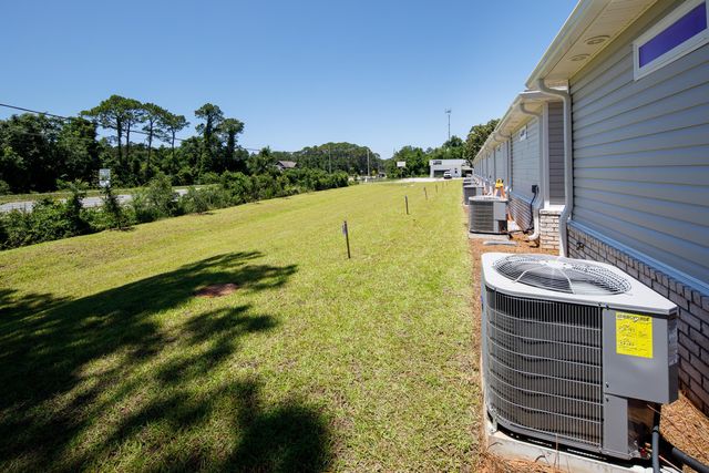 965 Skylark Road, Mary Esther, FL 32569