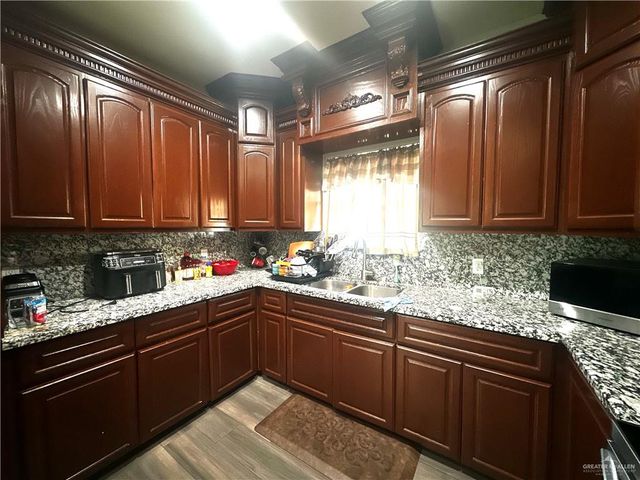 209 Washington Avenue, San Benito, TX 78586