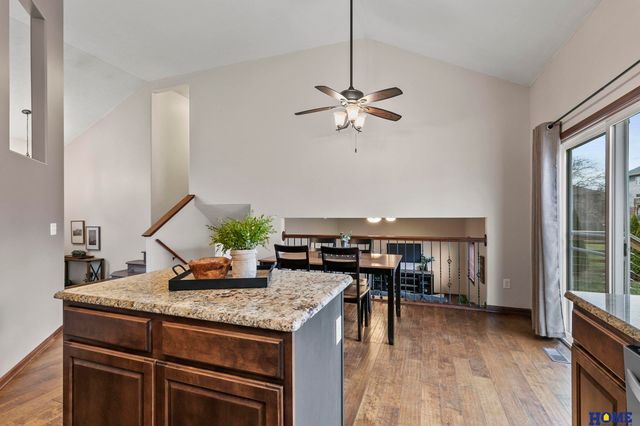 2452 Grainger Parkway, Lincoln, NE 68512