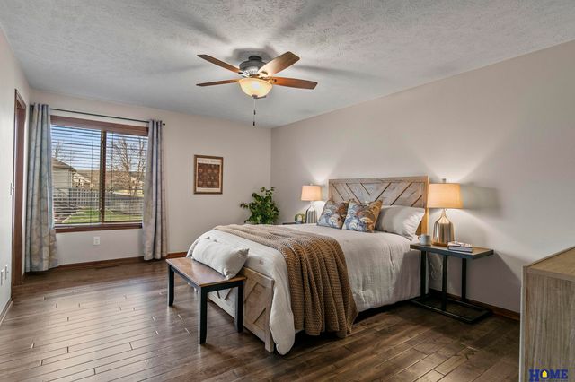 2452 Grainger Parkway, Lincoln, NE 68512