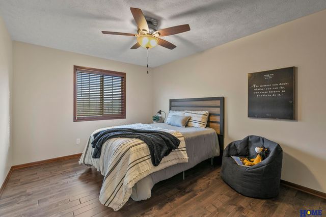 2452 Grainger Parkway, Lincoln, NE 68512