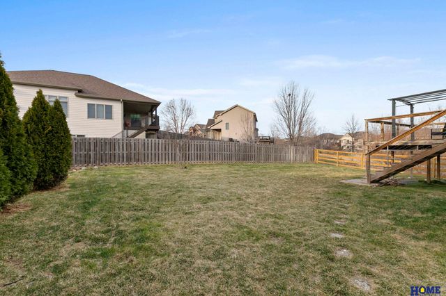 2452 Grainger Parkway, Lincoln, NE 68512