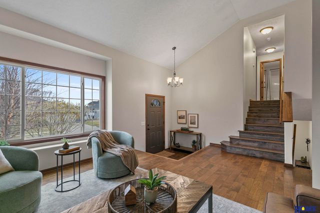 2452 Grainger Parkway, Lincoln, NE 68512