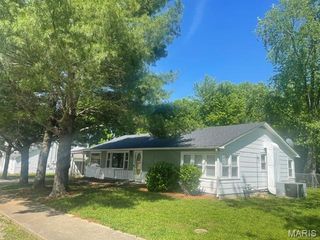 205 Southwood Avenue, Fredericktown, MO 63645