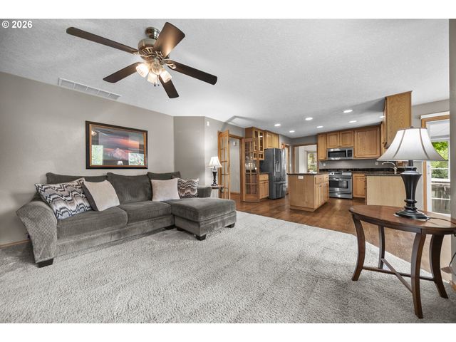 14840 Se 202ND Ave, Damascus, OR 97089