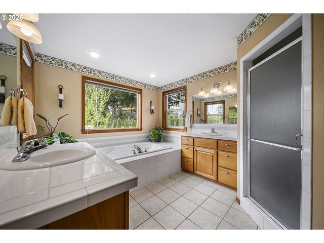 14840 Se 202ND Ave, Damascus, OR 97089