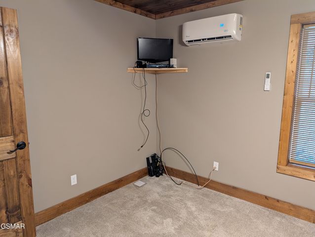 2912 Kettle Creek Way, Sevierville, TN 37876